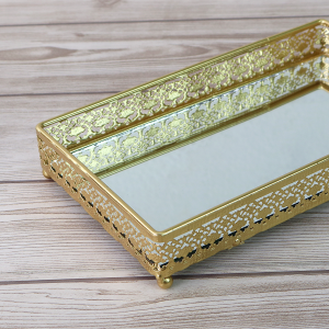 BANDEJA RETANGULAR COM FUNDO ESPELHADO 25CMX15CM DOURADO - KIT218-DOU