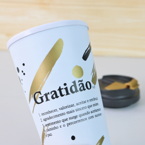 COPO TÉRMICO COM FRASE GRATIDÃO DE PLÁSTICO 500 ML - CS0055-B