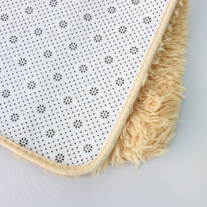 TAPETE  DE POLIESTER 40X60CM - TAP0005-AM