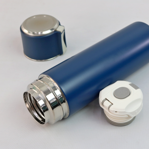 GARRAFA ISOTÉRMICA AÇO INOX TRAVA VACUUM CUP  480ML - GF028-AZ