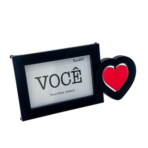 PORTA RETRATO DE PLASTICO COM CORACAO 10X15 PRETO