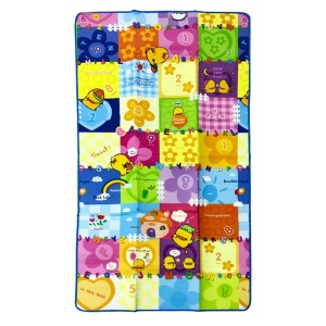 TAPETE INFANTIL 100% EPE 1 M 1,8 M ESTAMPA ABC BICHOS SACOLA TNT VERDE - 94007