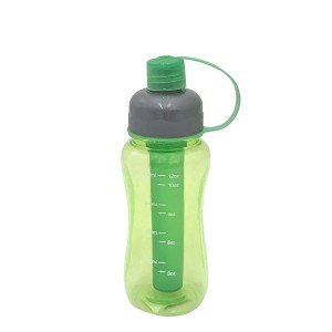 SQUEEZE PLASTICO COM RESERVATORIO PARA GELO 400 ML VERDE - MC0400G