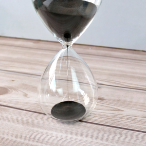 AMPULHETA DE VIDRO 30 MINUTOS 20X8CM - 5271-PT