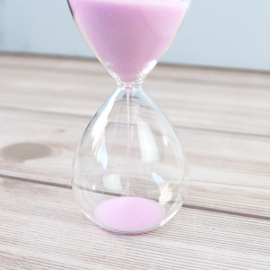 AMPULHETA DE VIDRO 15 MINUTOS 7X16,5CM - 5270-RS