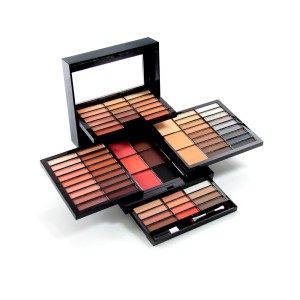 ESTOJO DE MAQUIAGEM STUDIO NUDE - L231