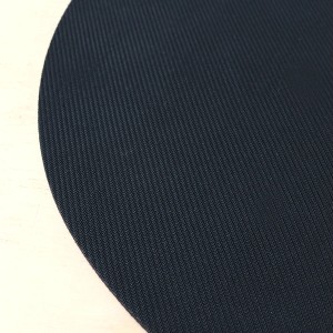 TAPETE PARA PISO DE BORRACHA ANTIDERRAPANTE  FORMATO D 38X57,5CM - TP9223-CZ