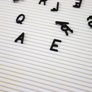 QUADRO PORTA FOTO DE MADEIRA COM LETREIRO 10X15CM -RMI7260-PT