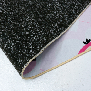 TAPETE PARA ATIVIDADES INFANTIL DE POLIESTER ANTIDERRAPANTE 80X120CM - CZ23749-E