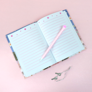 DIÁRIO DA MENINA NO BALANÇO COM CADEADO E CANETA  56 FOLHAS - SXFS14067-B