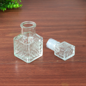 MINI GARRAFA DE VIDRO 4,4X10,5CM - 6059