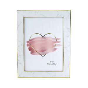 PORTA RETRATO DE PLÁSTICO 15X20CM COM BORDA DOURADA - SXHZ5023-DOU