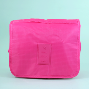 NECESSAIRE PORTATIL PARA VIAGEM COM DIVISORIAS E CABIDE - HB69405-RS