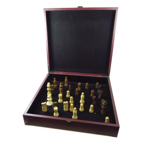 XADREZ DE MADEIRA 30X30X7CM