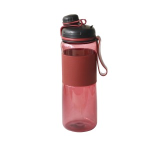 GARRAFA DE PLÁSTICO COM ALÇA DE SILICONE E PROTEÇÃO DE BORRACHA 500ML - GAR03-VM