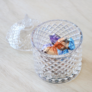 BOMBONIERE DE VIDRO COM TAMPA 15X10CM - UH0100142