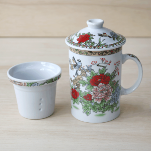 CANECA COM INFUSOR EM PORCELANA E TAMPA ORIENTAL 250ML 14,5CM - GB602-A