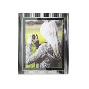 PORTA RETRATO METAL DECOR LUXO HORIZONTAL OU VERTICAL FOTO 20X25CM - YS5646
