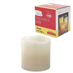 VELA DECORATIVA 7,5X7,5CM APAGA E ACENDE COM SOPRO A PILHA - 93808