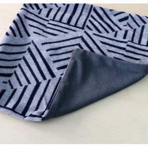 CAPA PARA ALMOFADA 100%POLIESTER COM DETALHES GEOMÉTRICOS  - CAPM77-C