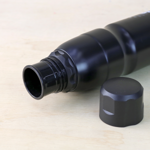 GARRAFA COM ALÇA 750ML AÇO INOX PRETO FUTEBOL - LC1628A-PT